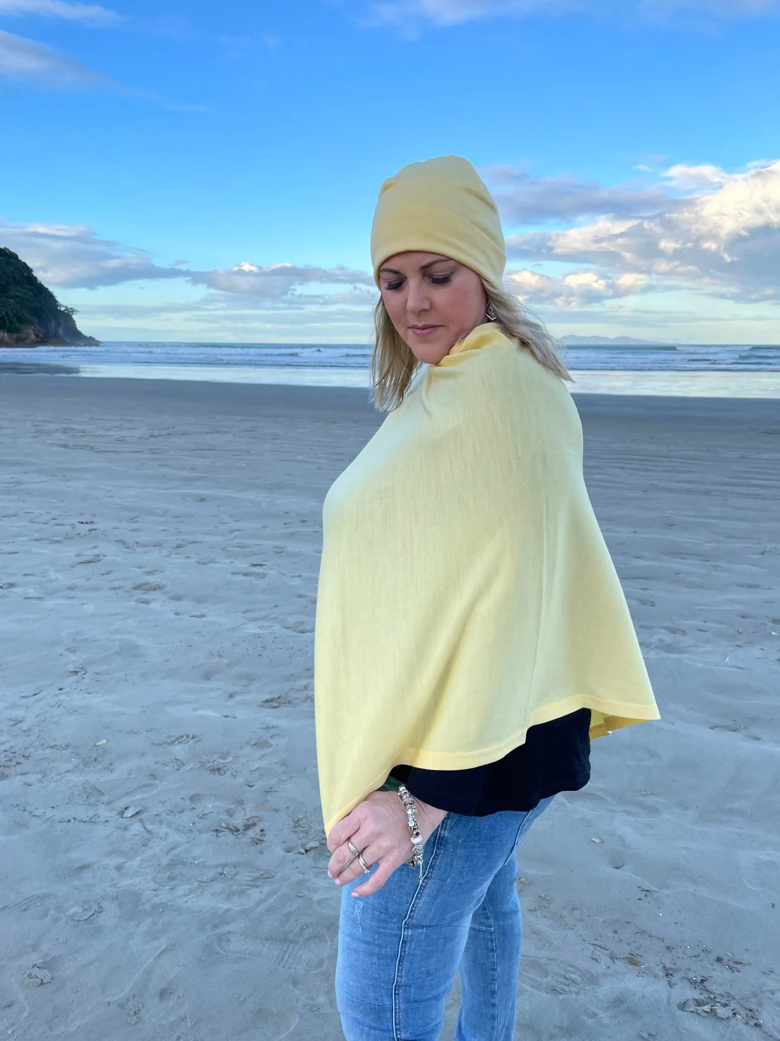 100% MERINO WOOL EASY STYLE LAYER BUTTERCUP