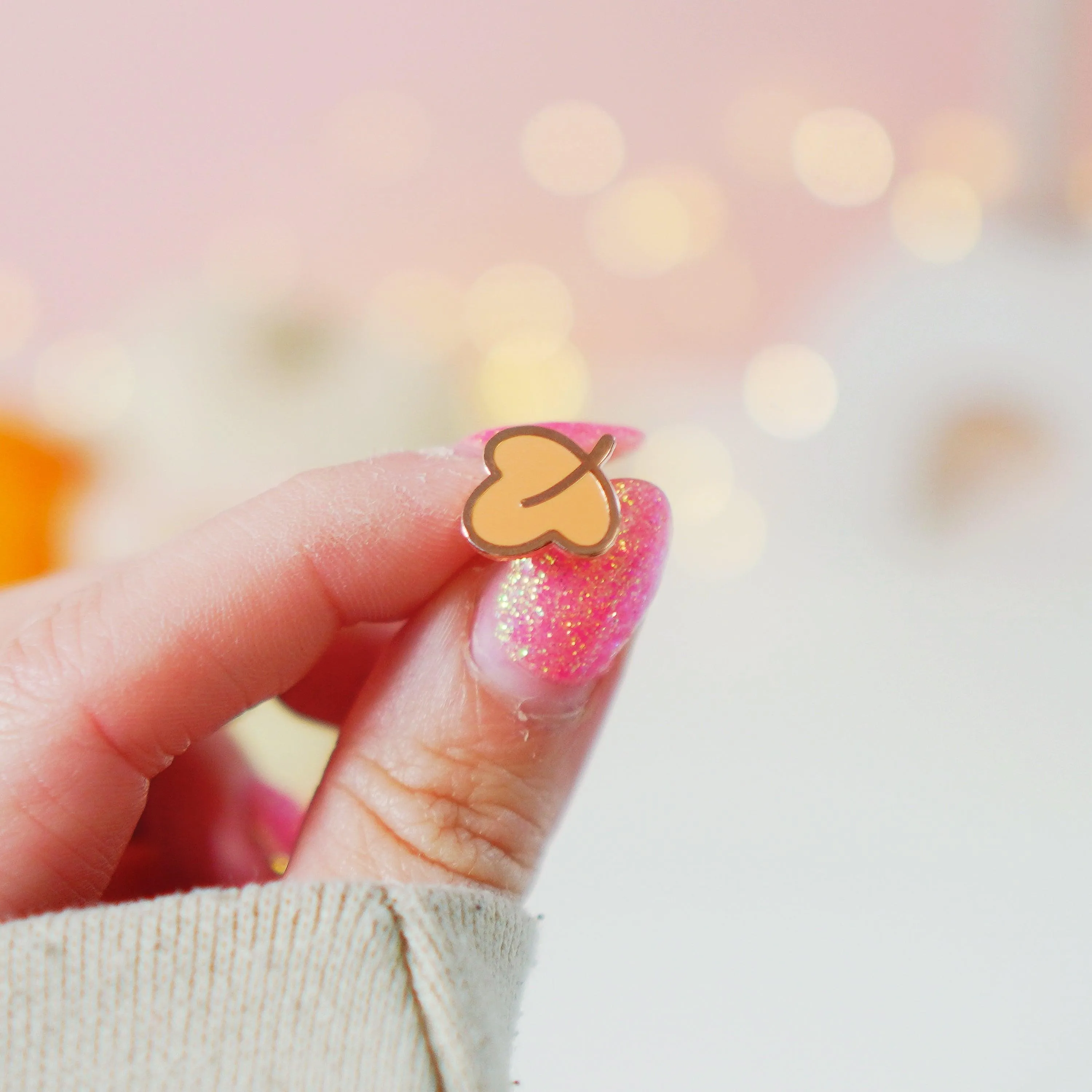 Mini Autumn Leaf Enamel Pin | Kawaii Hard Enamel Fall Pin | Cozy Autumn Accessories